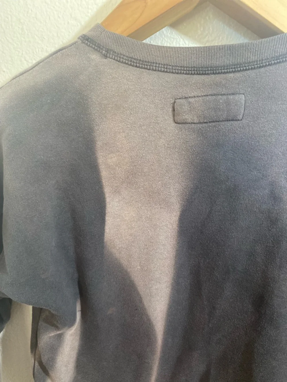 Abercrombie & Fitch Girl's Charcoal Groovy Crewneck Sweatshirt Size 11/12